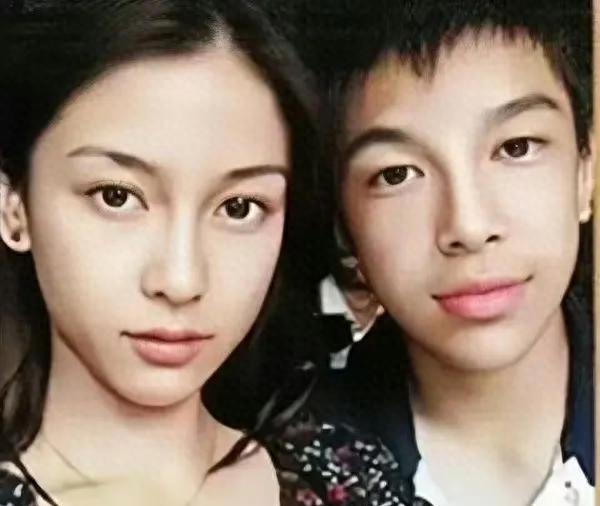杨颖事情晋级！黄晓明谈论区沦亡，父亲国籍被扒，过往言辞引争议