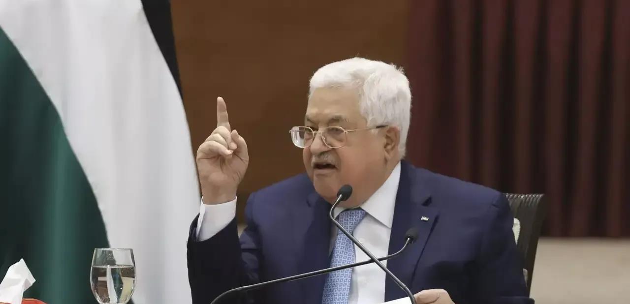 面对现实，巴勒斯坦总统阿巴斯终于意识到了问题的严重性。阿巴斯总统在巴勒斯坦宣布独