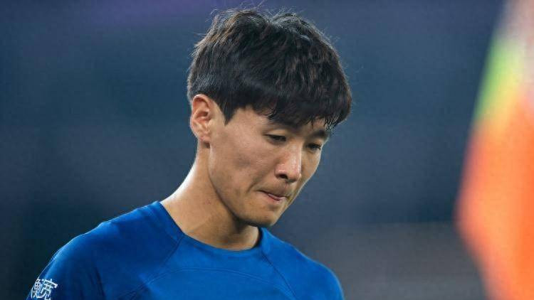 申花应该迅速挖韦世豪，申花不挖国安也会挖