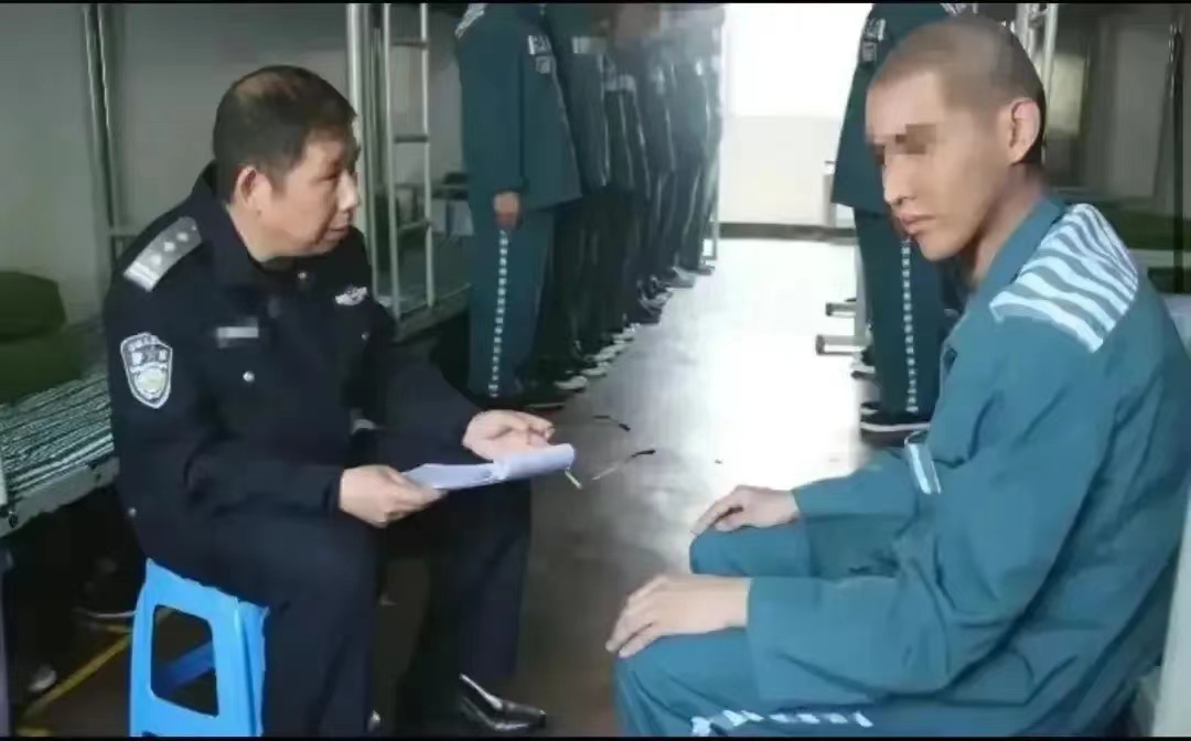 估计吴亦凡的妈妈肠子都毁青了，她如果不报警选择私了，这就算是情感纠纷。本来强奸罪