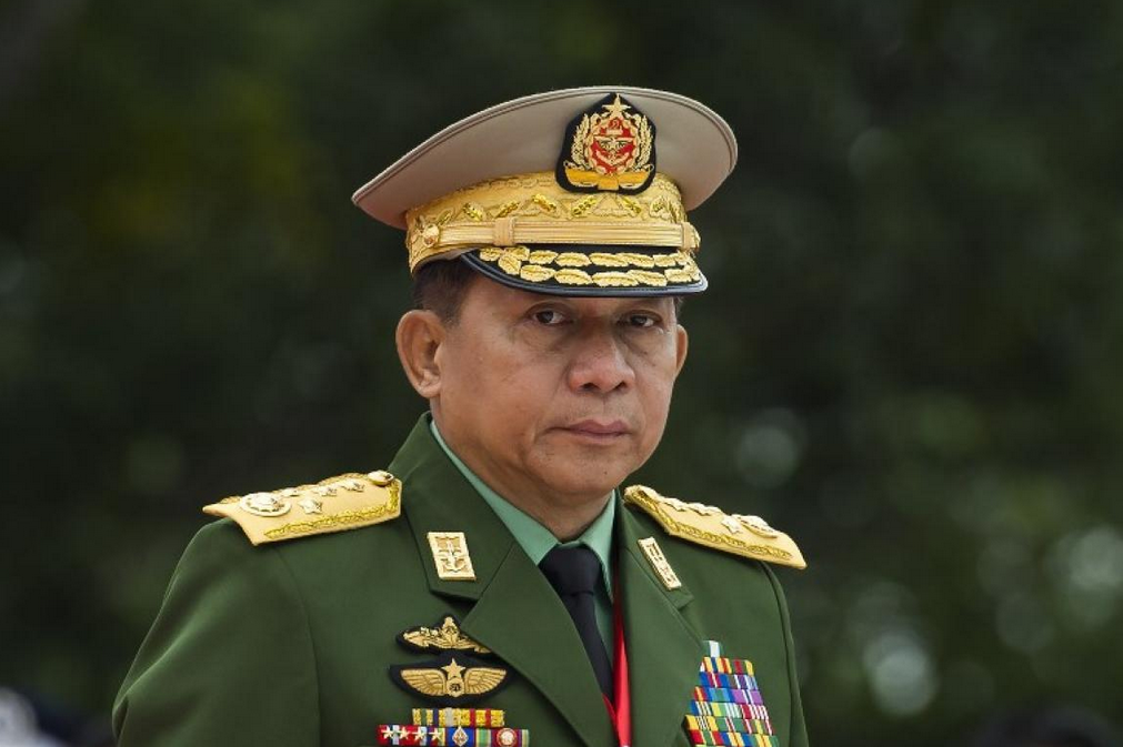 缅甸军方敏昂莱大将自恃与印度及俄罗斯关系不错，还捏着中缅油气管道的命脉。以为我们