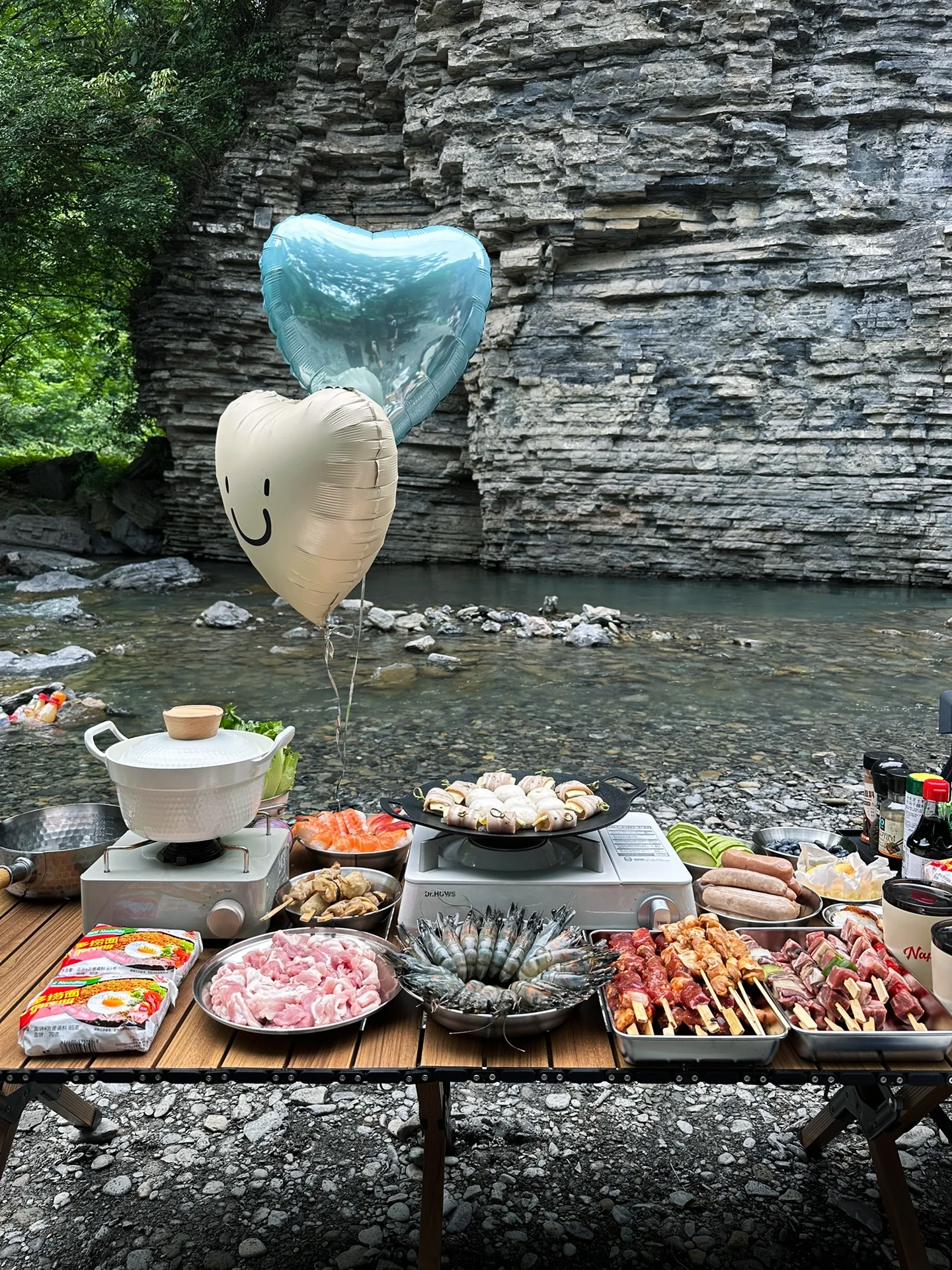周末遛娃｜溪边玩水烤肉局