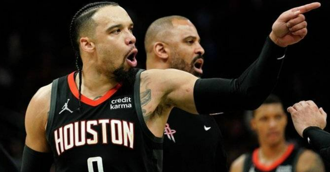 今天火箭队在客场输给了雄鹿队，主教练乌度卡和首发锋线狄龙-布鲁克斯均遭到驱逐，这