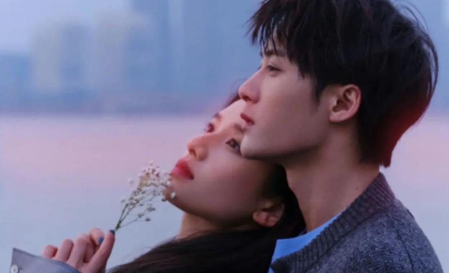 《被我弄丢的你》选择在3月8号上映，避开了春节档期的激烈竞争，但是也意味着失去了