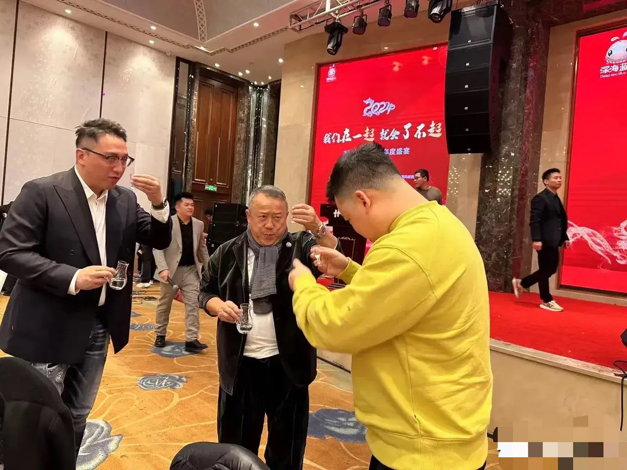 TVB总经理来杭州敬酒了！！