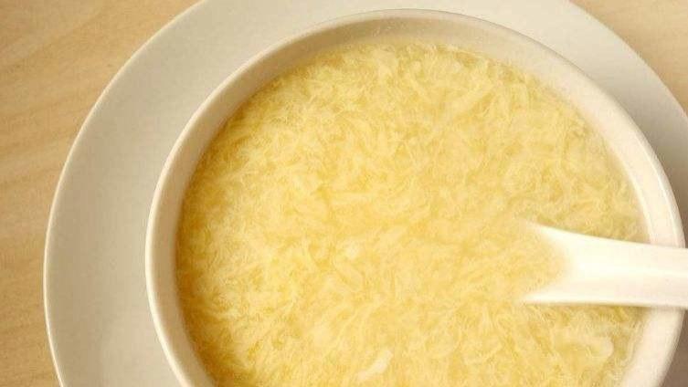 每天喝一碗“开水冲鸡蛋”，身体会发生什么变化？到底是好是坏？