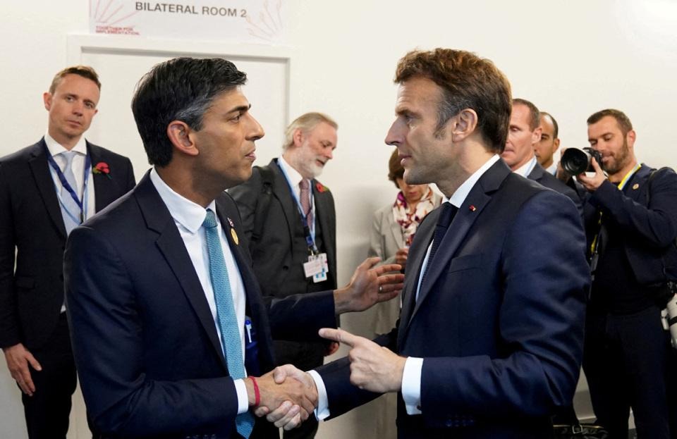 俄媒：俄军精准打击哈尔科夫外籍集结点，消灭60多名法籍雇佣兵，马克龙怎么想？据《