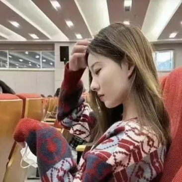 扎头发好看吗