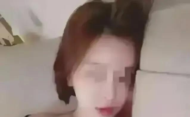 女子在五年内出轨500多次！夫妻世界被彻底揭开，聊天记录曝光
一名女子在五年内出