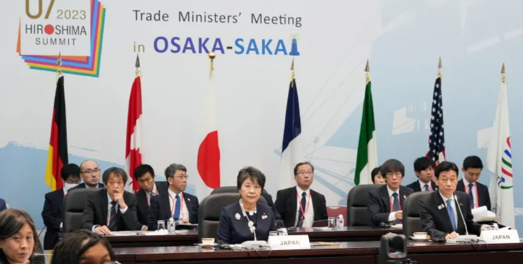 G7为日本撑腰，中国反唇相讥。

这就是斗争吧。

G7(七国集团）在日本大阪开