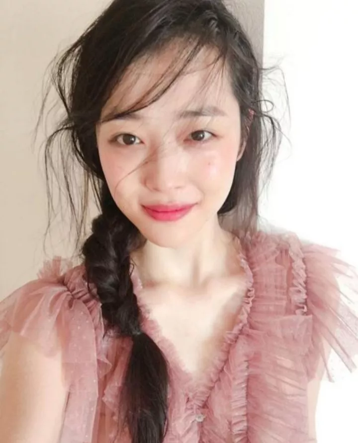 一男一女真的能在喝的酩酊大醉毫不知觉的情况下上了床还办了事吗？

对于女方来说，