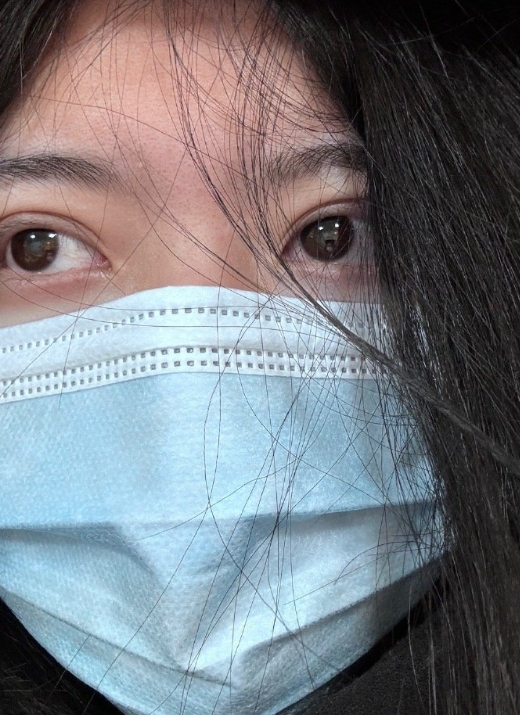 我真气死了。陪我弟来看中医抓中药。
来验尿，但是他来之前全撒干净了，现在两瓶水下