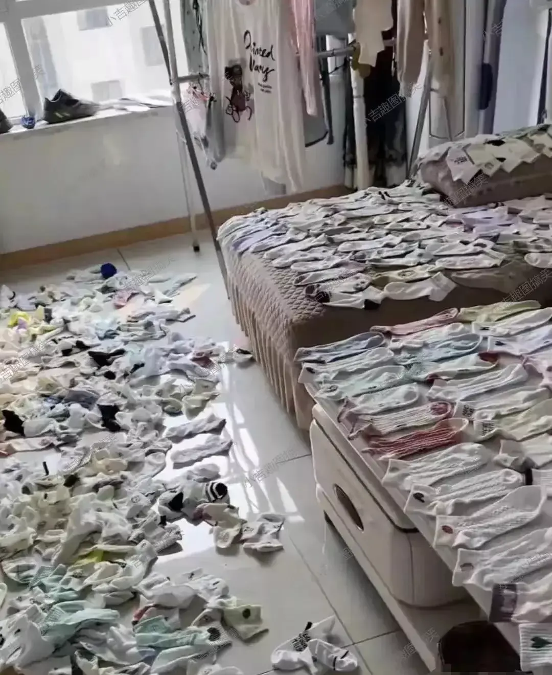 以前总以为卖袜子不赚钱，现在看起来以前的想法是错误的