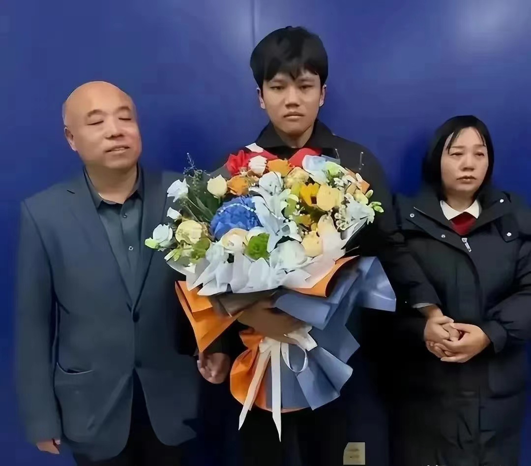 解清帅一家或许要面对罚款，因为他们被指控违反了计划生育政策。在2017年放开二胎