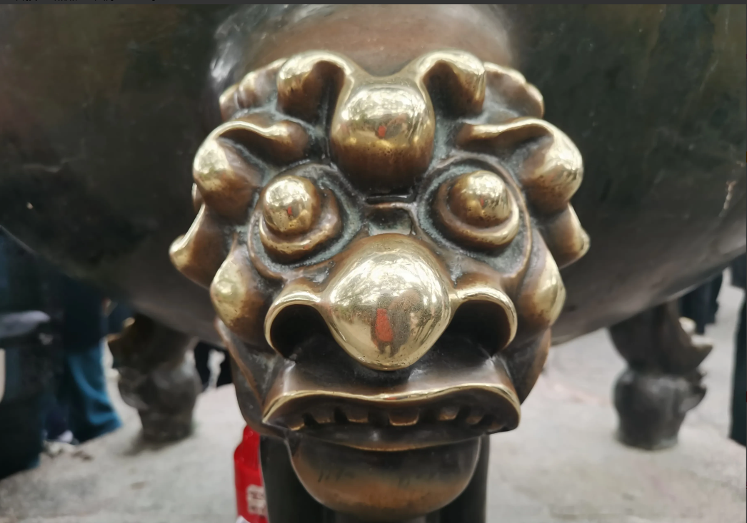 原来大病病号开药可以一次性开三个月的，后来改为两个月，现在直接改成一个月，青岛卫