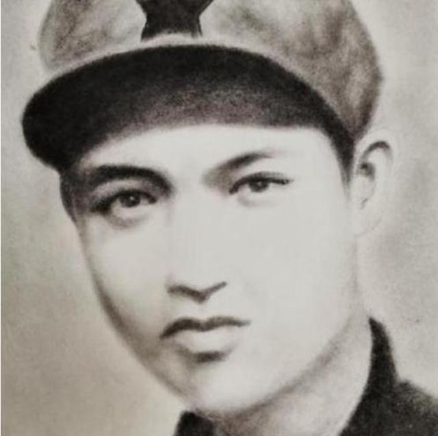 他是中共高级将领，却被自己的警卫员杀死，家中妻子苦等七十多年