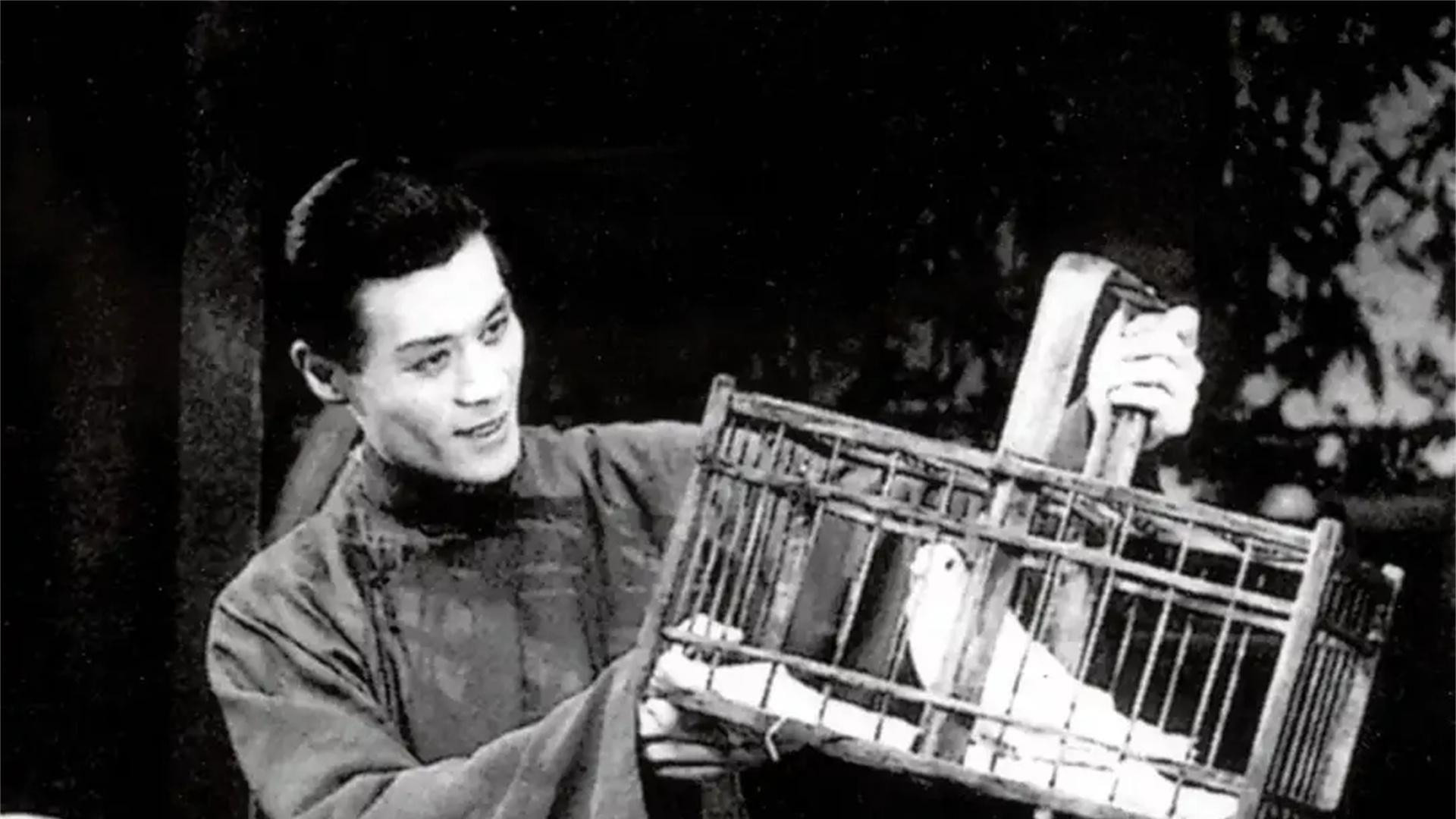 白天演员、晚上间谍，隐姓埋名75年，94岁的“姜子牙”传奇一生