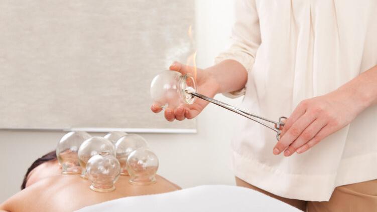 拔火罐吸出来的瘀血，是体内的毒素？告诉你大实话，看完涨知识