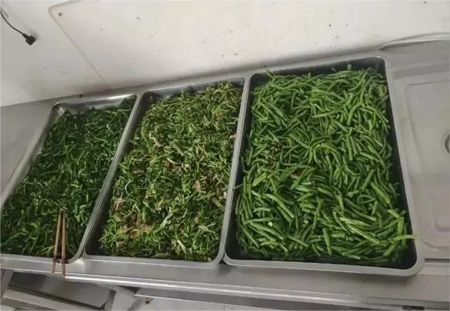 我就不信，有比我们食堂伙食更差的