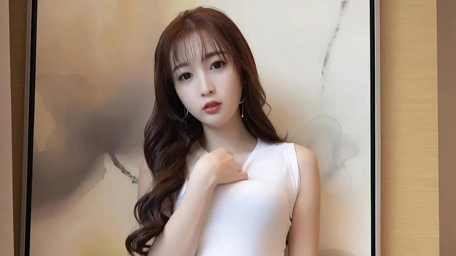 时尚穿搭：职场女性OL包臀裙VS吊带长裙高跟鞋，精干优雅又妩媚
