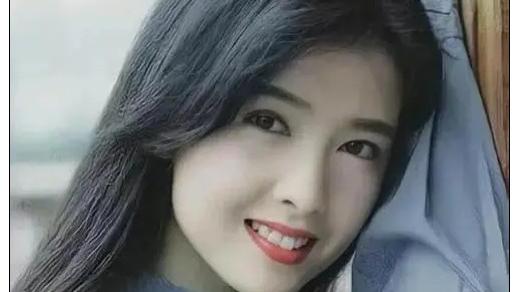 “传奇女神”周慧敏：只要有梦想和努力，就能实现人生价值