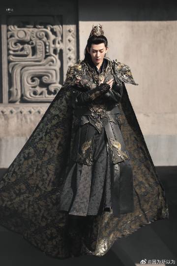 #邓为抱娃路透# 苏易水：在外领兵打仗，在家做饭带娃 ​