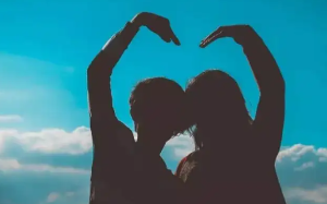 我是古代公主，穿成了娱乐圈当红小花，