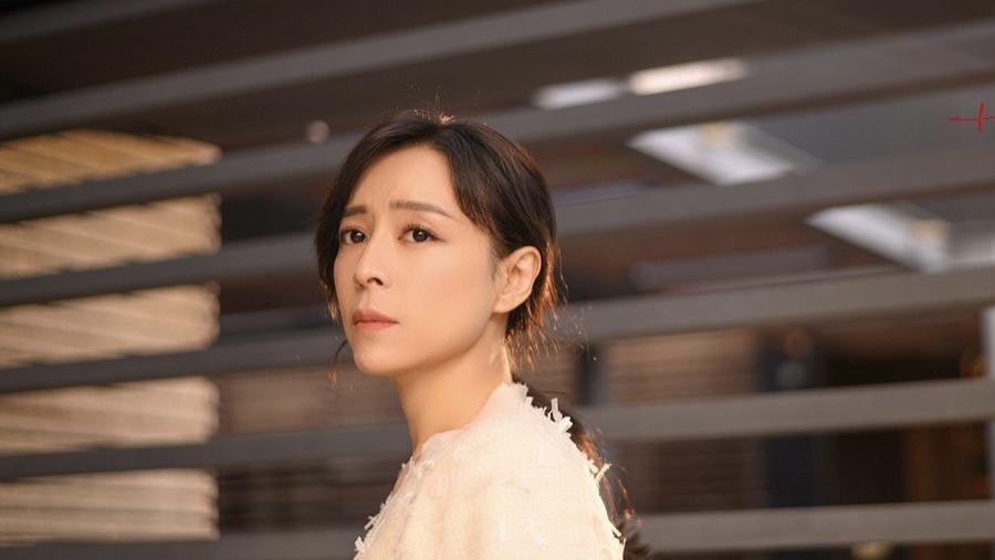 《她的城》中两个比较细思极恐的事情，一个被手术，一个被算计