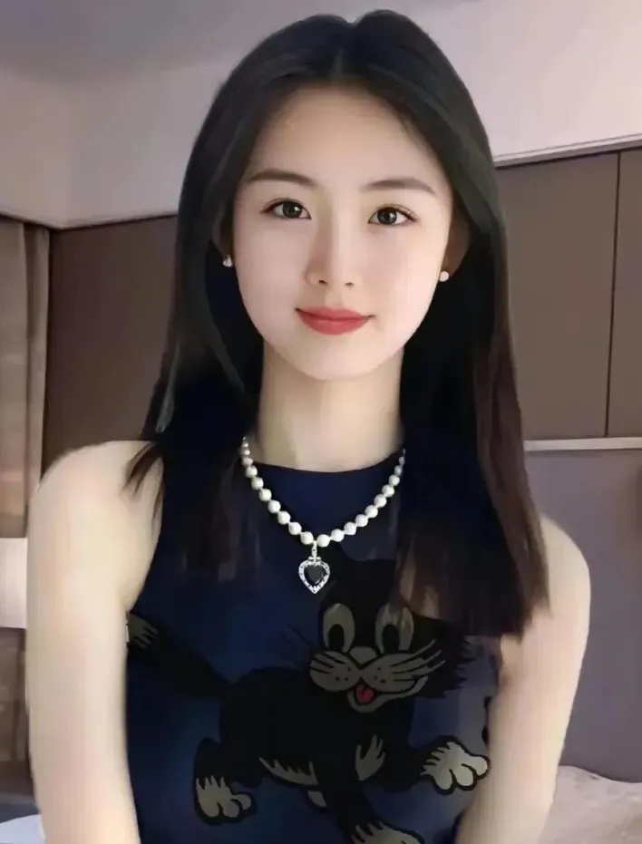 我发现没有生儿子的男人，就缺乏努力赚钱的动力。

表哥这两年真是彻底摆烂了，天天
