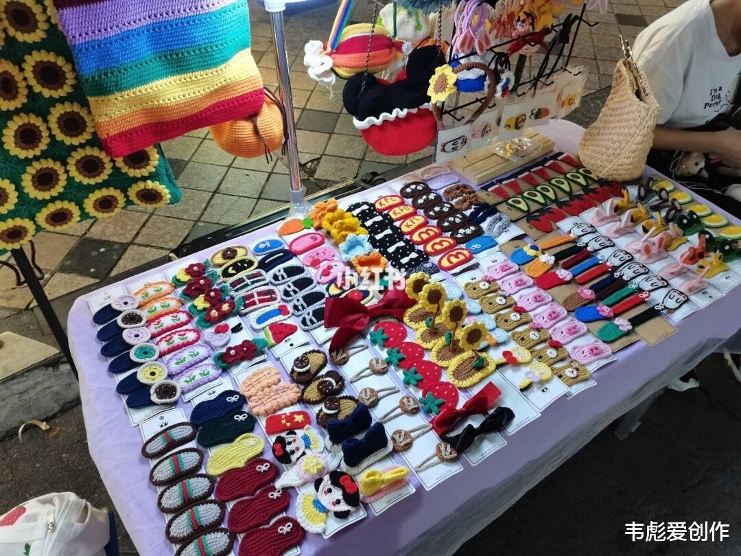 摆摊创业, 做什么项目可以快速赚钱呢? 选对项目, 日赚1000+