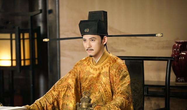 每个朝代的中兴帝王：

汉朝：汉宣帝，整改汉武帝弊政。汉光武帝，重建汉朝，续命一