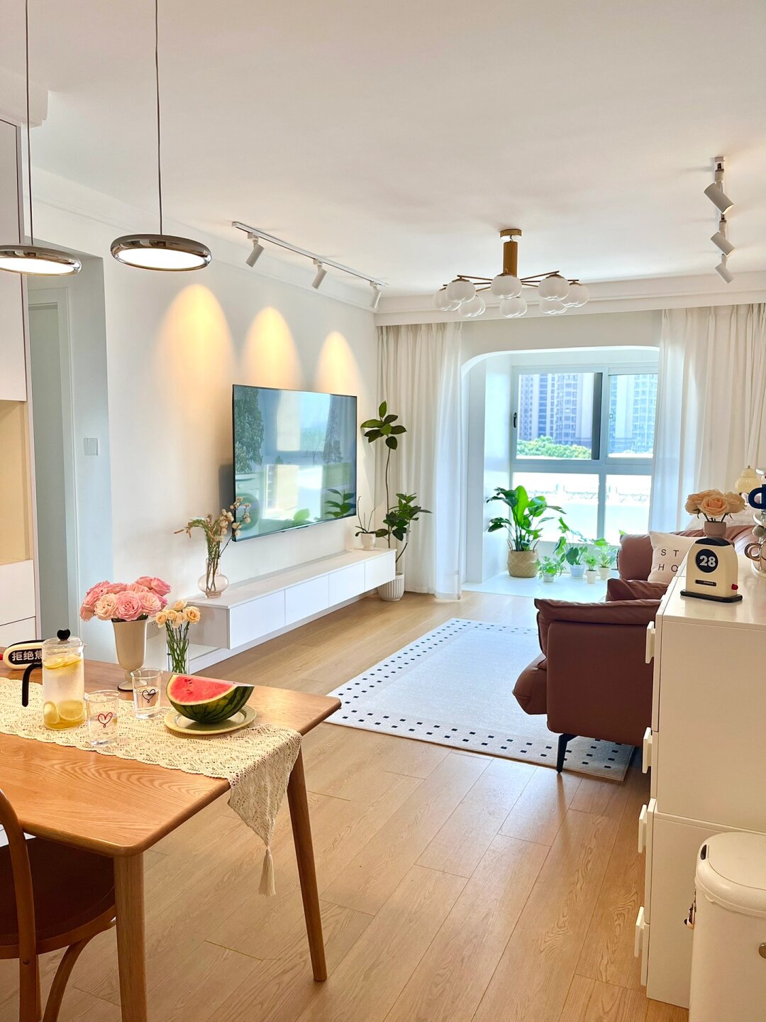 7w搞定58平奶油小家，我真的没骗人
感谢这个家，让我有了6k的粉，你们的肯定，