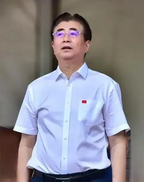 新官上任三把火，中国足协主席宋凯上任后语岀惊人：
          “如果足球