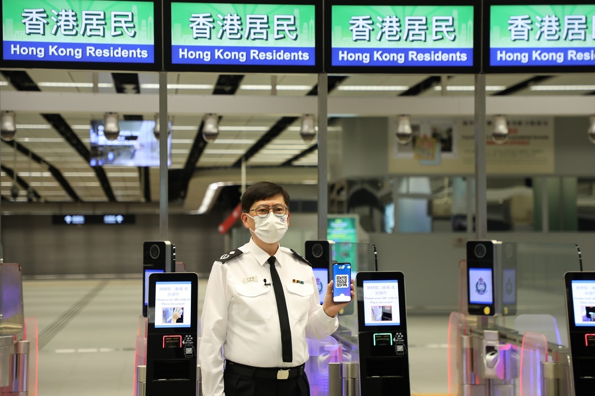 香港身份避坑指南：这8个问题每一个都很关键，千万别忽略。(图1)