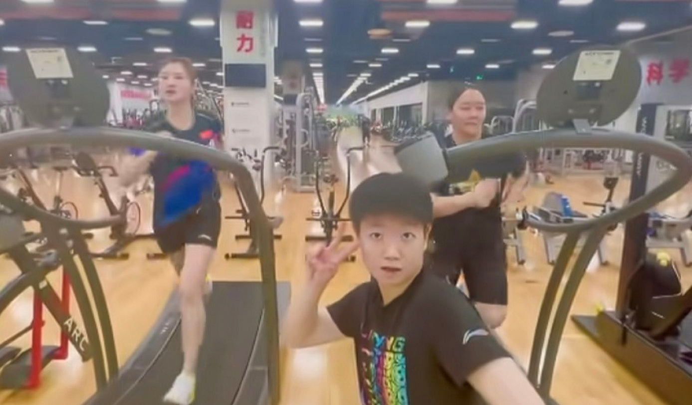 体测代表！孙颖莎爆发力太强，多次代表队伍参加，心态满分
孙颖莎在冬训体能大比武中