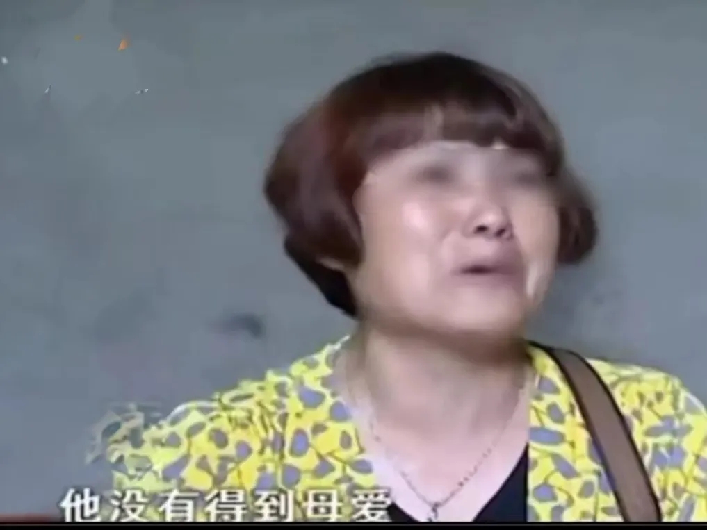 湖南岳阳，女子的丈夫离世后，她就抛下出生才6个月的儿子改嫁，母子俩从此失去联系。