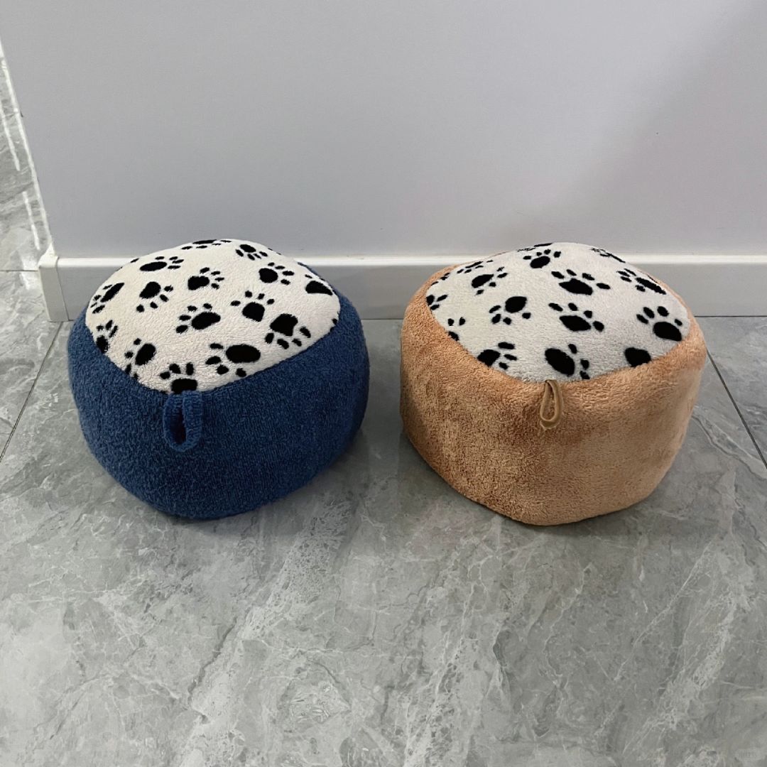 奶粉罐新去处🧐
四个🈳奶粉罐，先这样，再那样，OK，一个小凳子完成啦