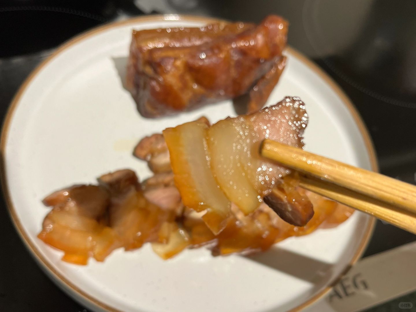 英国🇬🇧收割腊肉啦
#我家年味不一般

吹了10天冷风 自制的腊肉今天收割啦