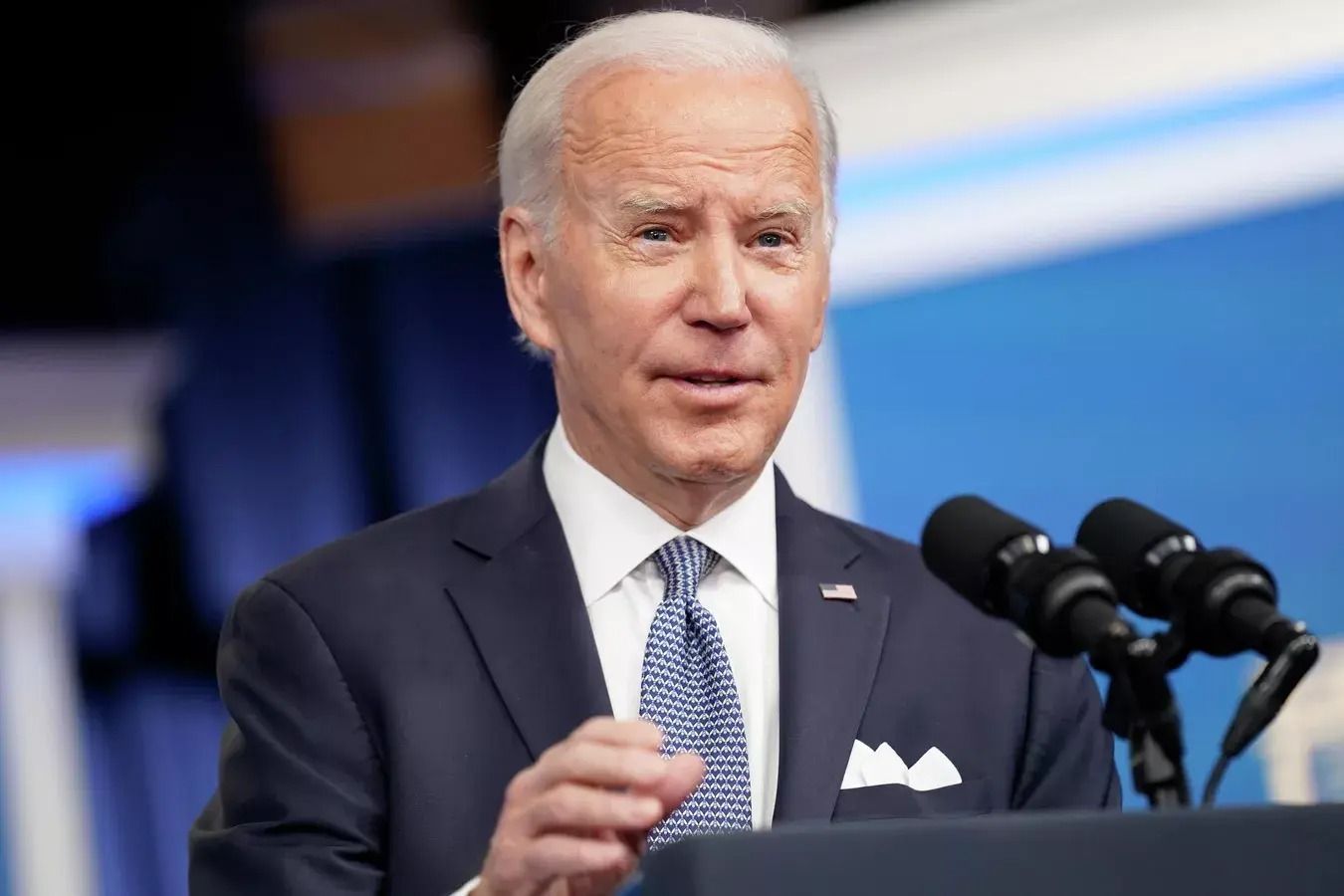 五角大楼：正在加快售台F-16战机，岛内民众怒批：唯恐天下不乱。台海局势之所以能