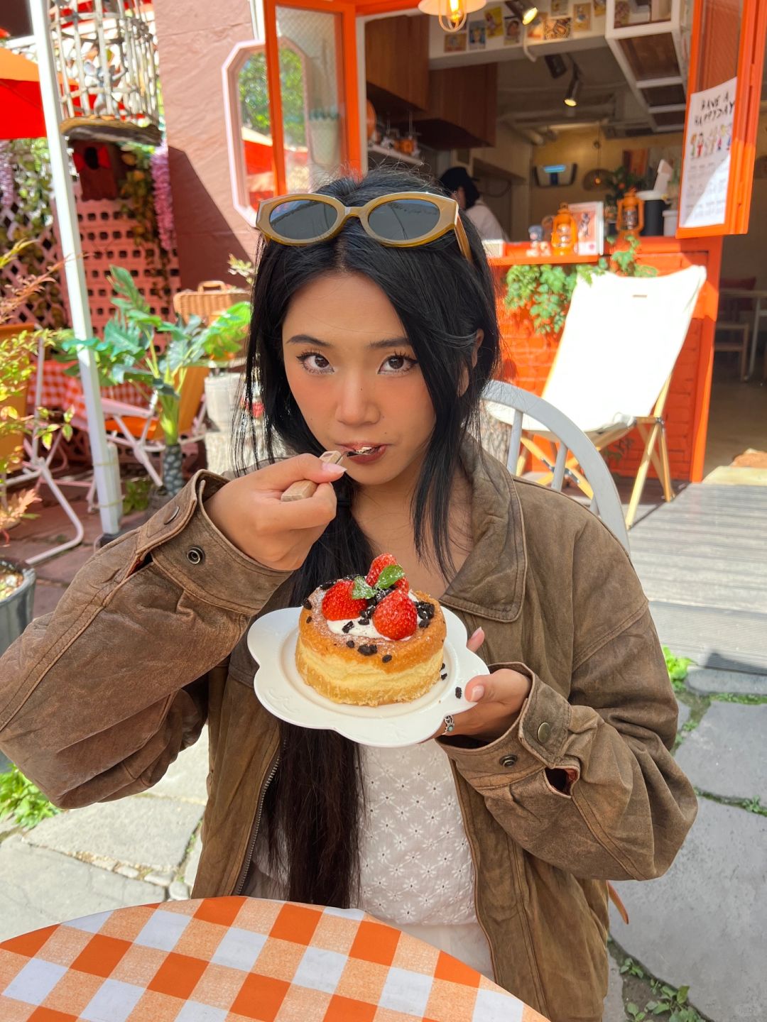 🍜🐶🐱🌸让韩国人一步三回头的彩色穿搭😝
好玩又好吃的旅行～但是还是好想