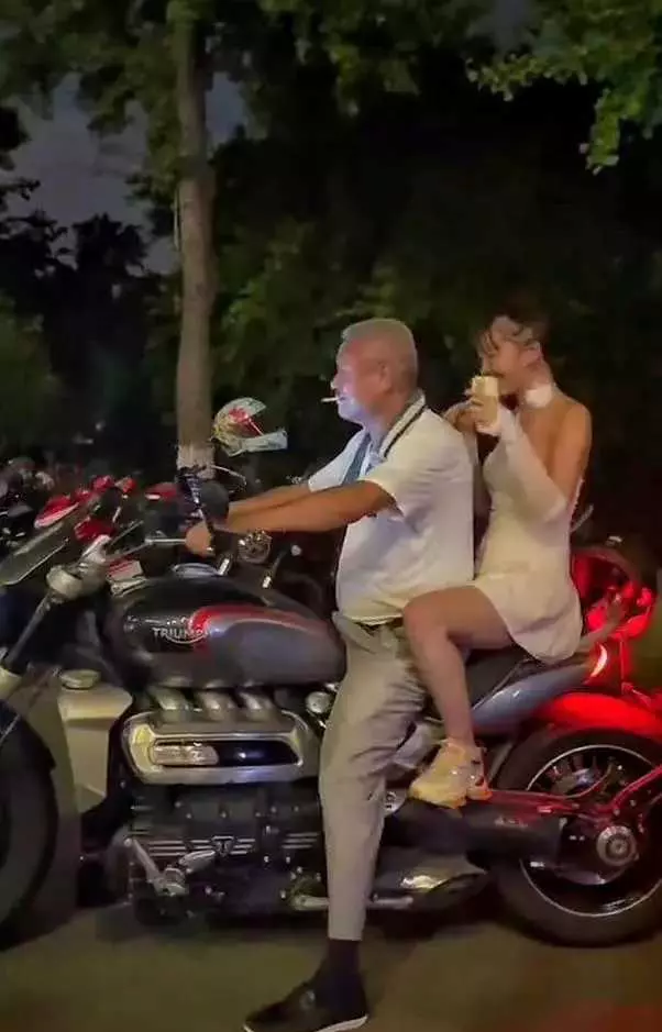 这大爷，有何过人之处？