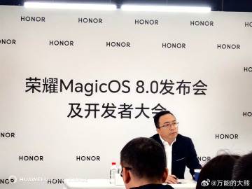 问了一下赵明，为什么荣耀选择跟百度合作，而没有全自研。赵明表示，荣耀是做平台AI