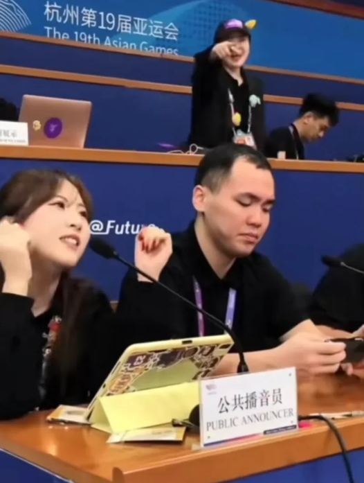 对这次杭州亚运会，印象最深的是这些音控和氛围组的年轻人，而对比赛画面则记忆较少。
