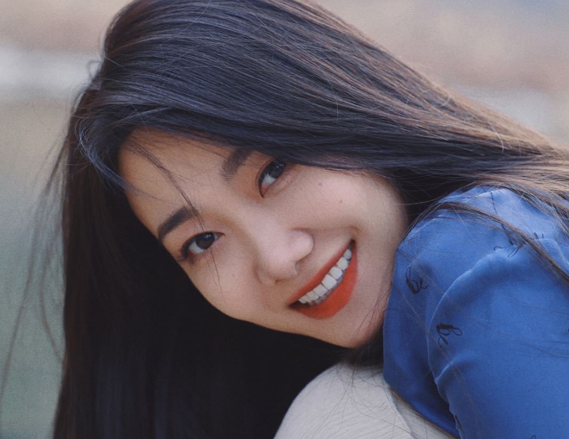 许明明的 ep 《明明》, 在自己的世界唱自己的故事, 把握现在