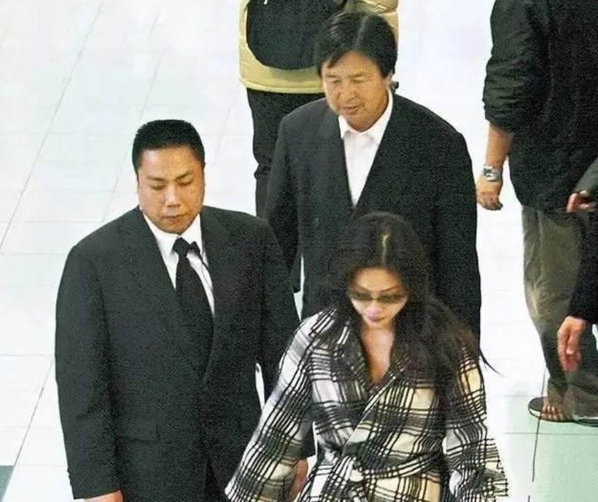 93港姐30年重聚，“最美黑帮大嫂”她的人生比电影还要传奇