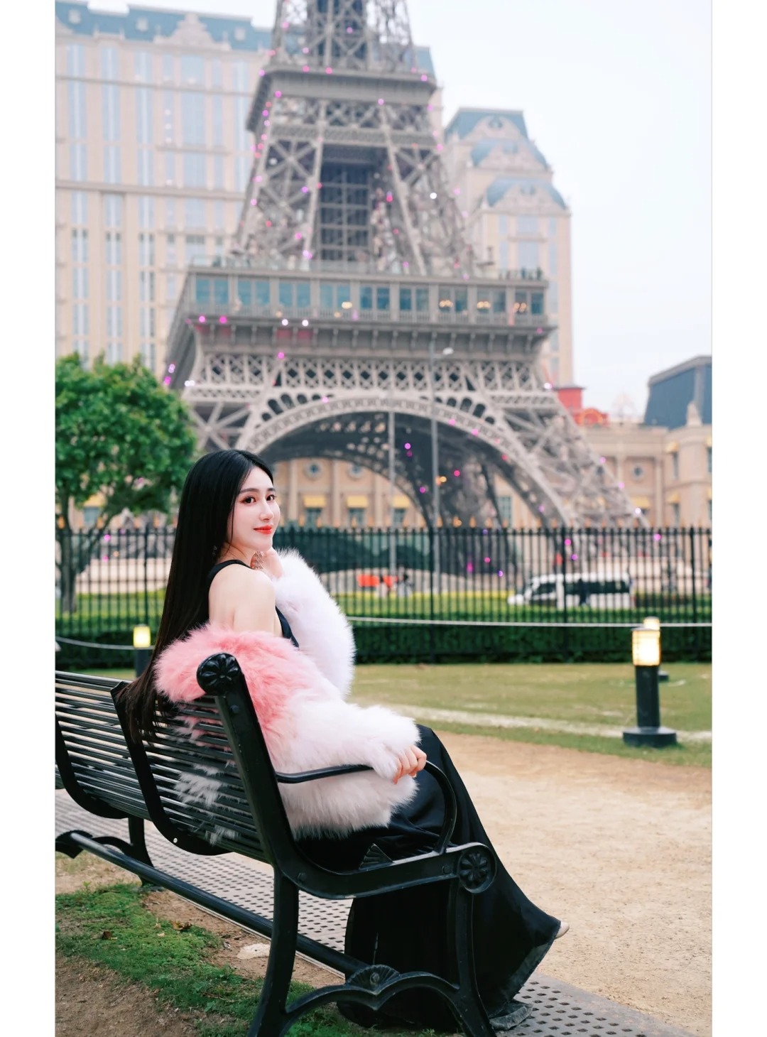 假装在巴黎
朋友圈都以为我去巴黎了
其实是澳门巴黎人