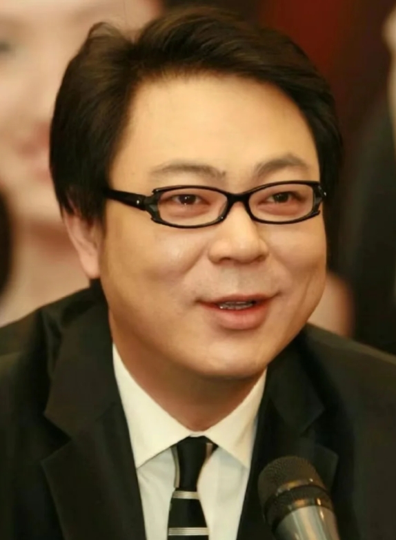 高亚麟的情感生活