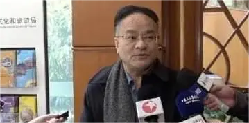 建议所有单位都拿出岗位给大学生
3月3日，全国政协委员、上海科技馆馆长倪闽景建议