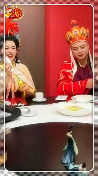 好家伙，这个世界太疯狂了，唐僧喝上娃.....哈哈了