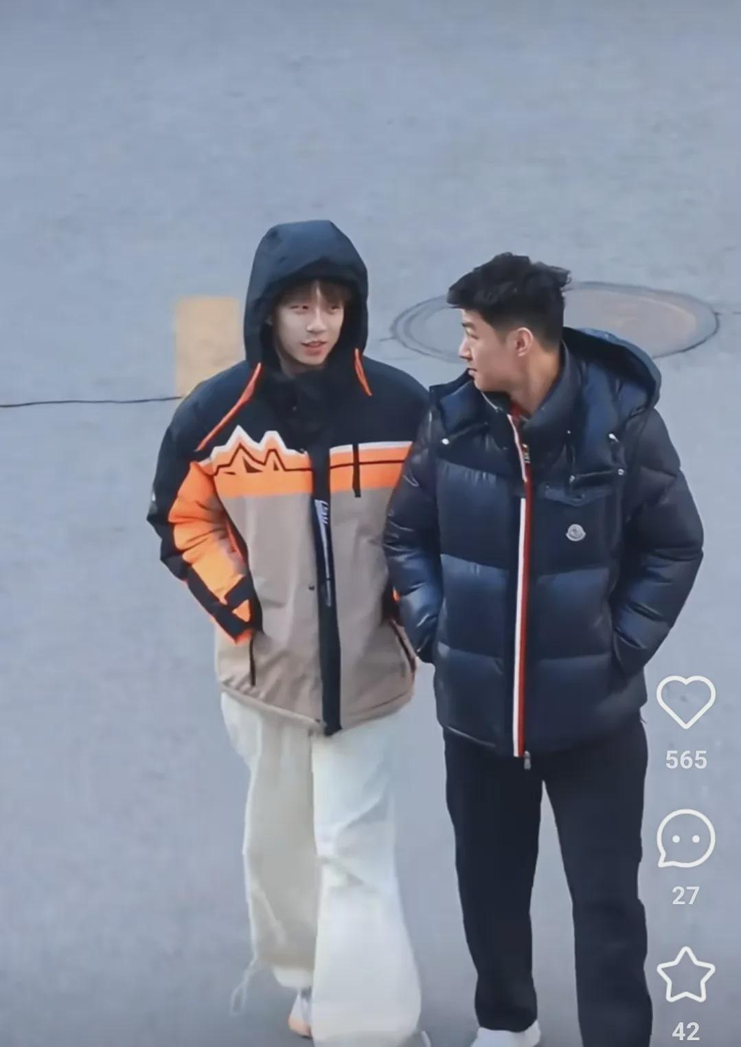 
 
 
国乒男队六大主力特色鲜明，个个身怀绝技。马龙被称作战术大师赛场上总能预